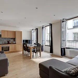https://126-suite-abraham.fr-paris.fr